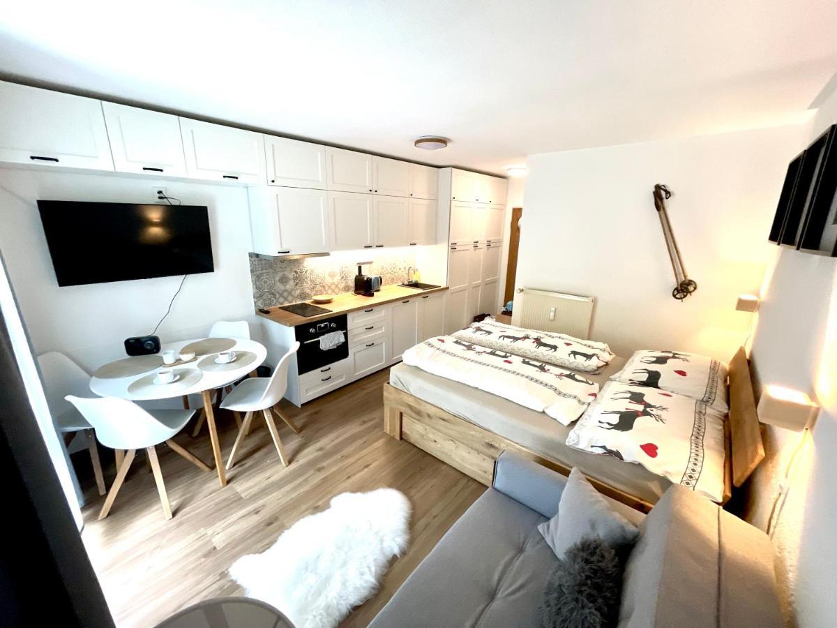 2022 Neu Renoviert- Apartments Michaela Philippsreut Extérieur photo